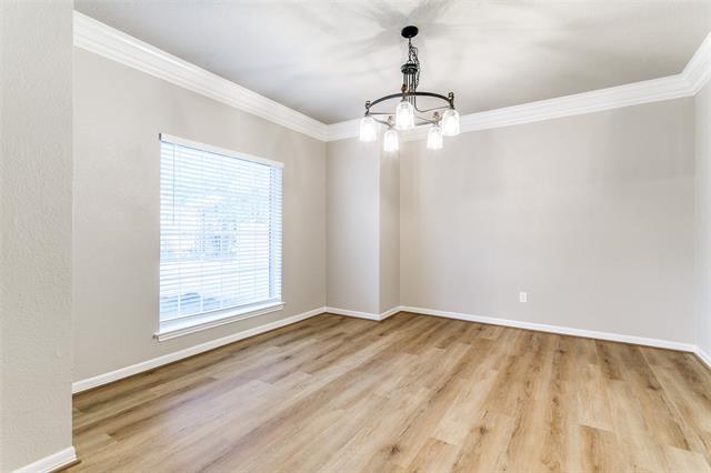 Building Photo - 2 Linderhof Cir