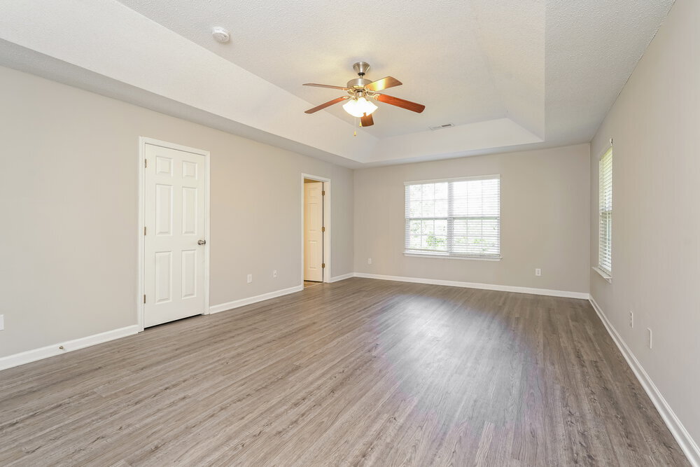 Building Photo - 235 Creeks Edge Ct