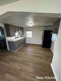 Building Photo - 2113 Wiemann St