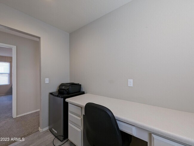 Building Photo - 1253 N 166th Ave