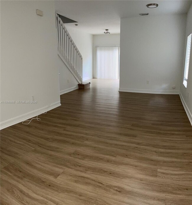 Building Photo - 8432 NW 107 Ct