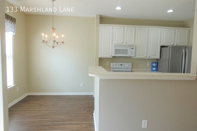 Building Photo - 133 Marshland Ln