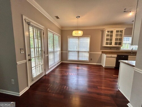 Building Photo - 500 Elgaen Ct