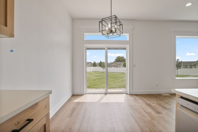 Building Photo - Brand New Idaho Falls Twin Home
