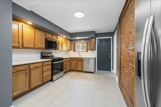Building Photo - 125 Southern Ave
