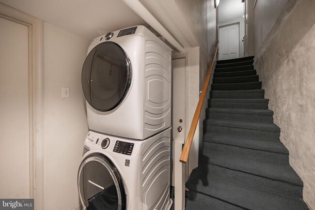 Building Photo - 1728 Spruce St