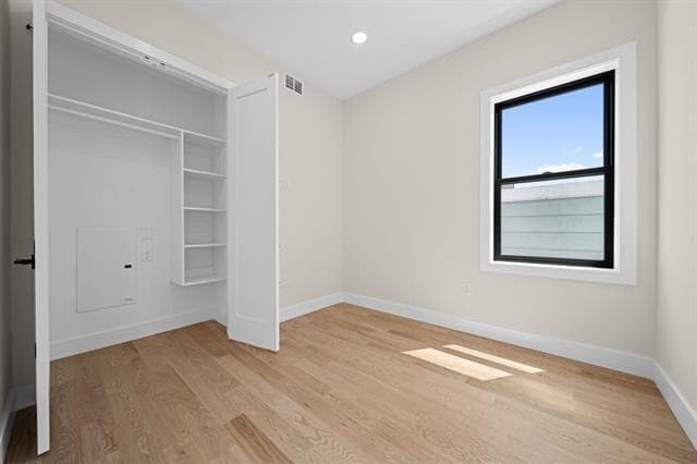 Building Photo - 27 Graham St