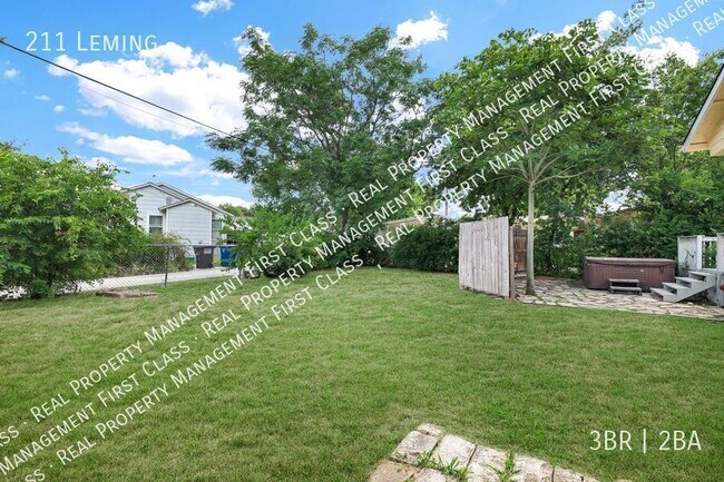 Building Photo - 211 Leming-