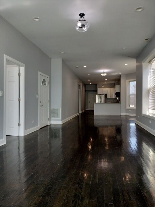 Building Photo - 1529 S Central Park Ave