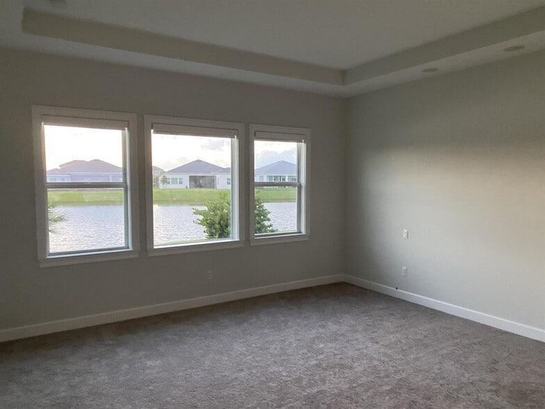 Building Photo - 4685 Estates Cir