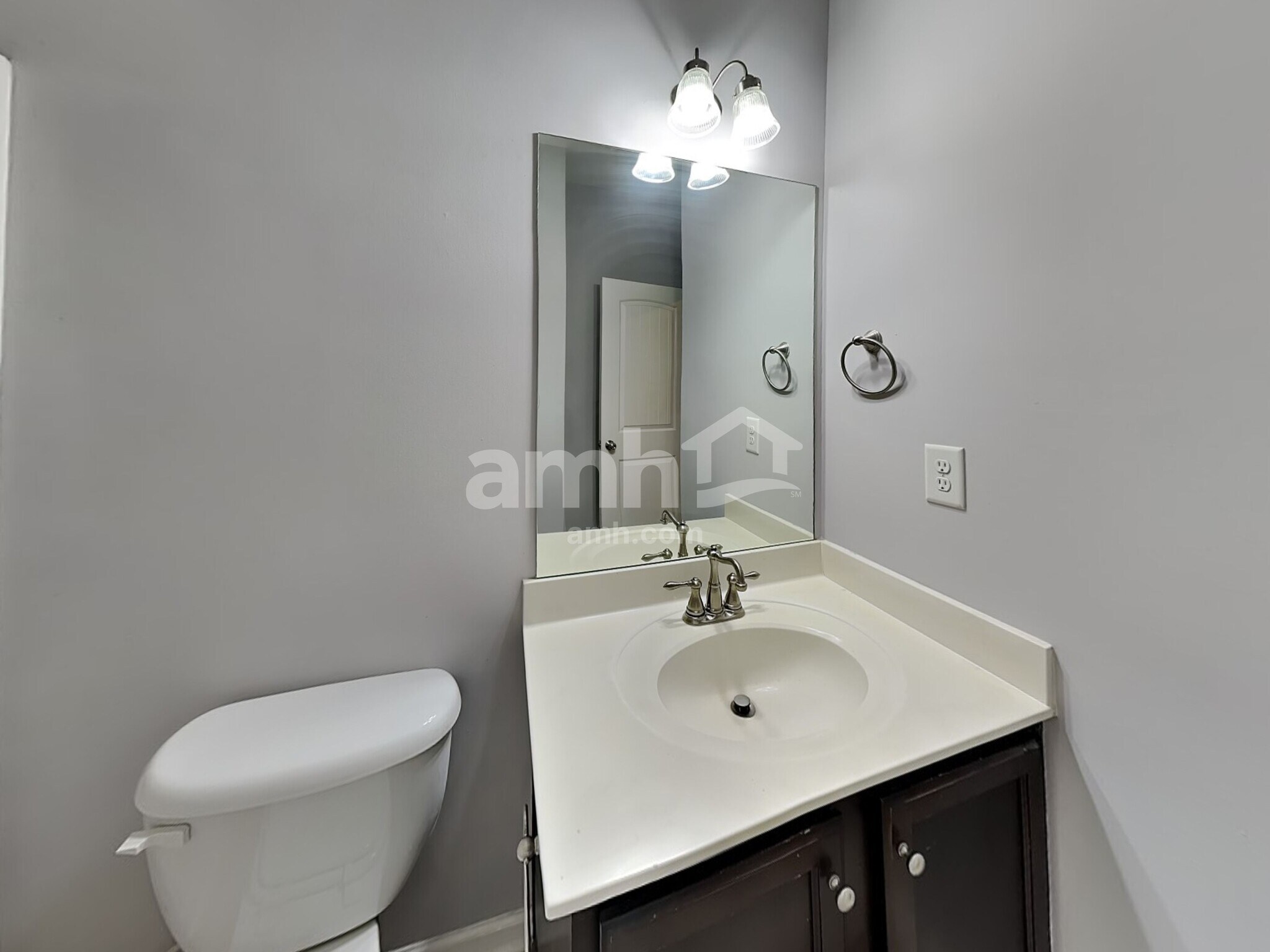 Building Photo - 3613 Walking Stick Way NE