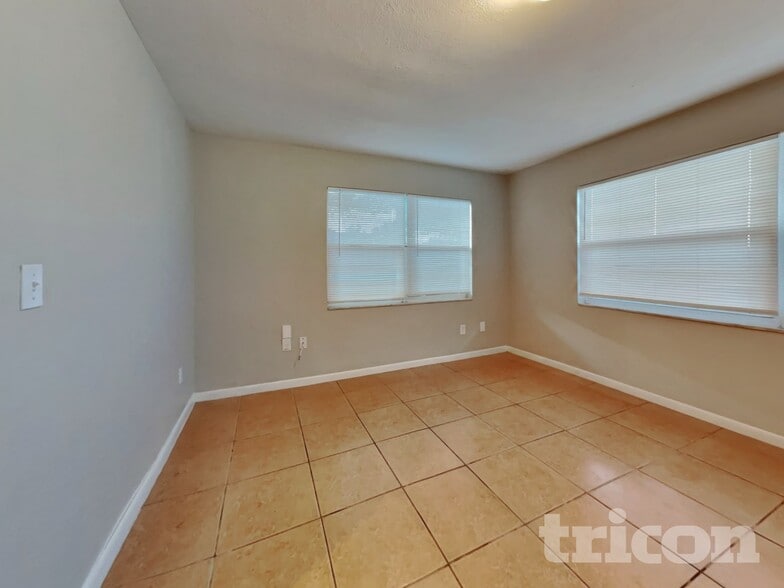 Building Photo - 6953 41st Terrace N