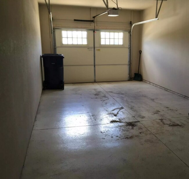 Building Photo - 103 Portsmouth Ln