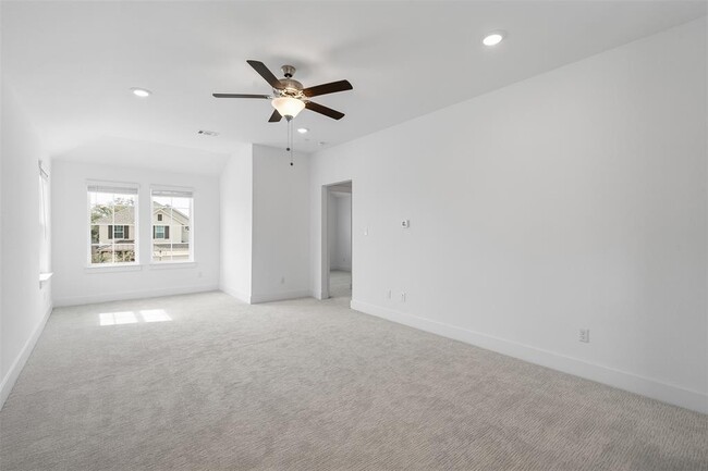 Building Photo - 1413 Kneehigh Ln