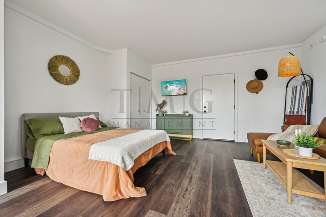Building Photo - Brand New Studio with Luxe Finishes & Natu...