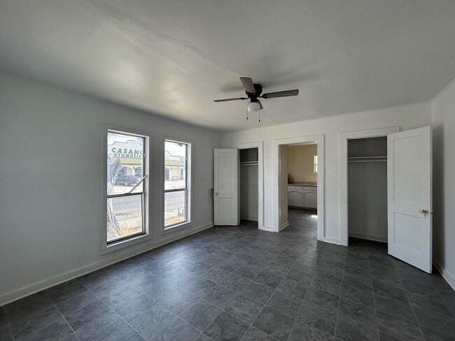 Building Photo - 815 San Jorge Ave