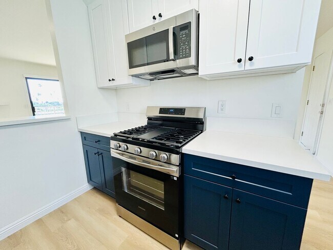 Building Photo - ven920