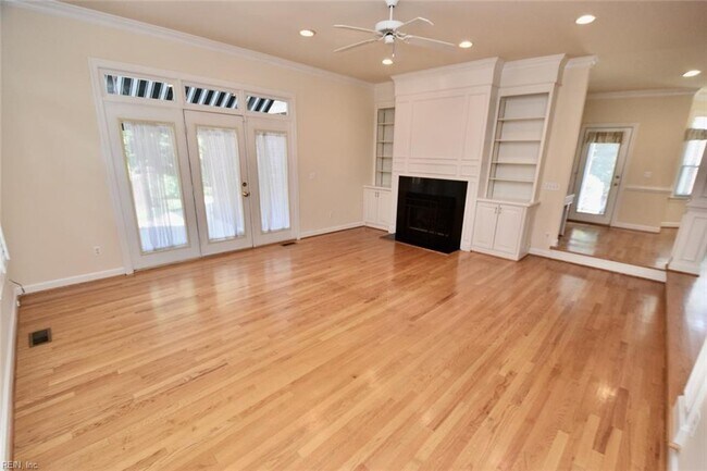 Building Photo - 1514 Bordeaux Pl