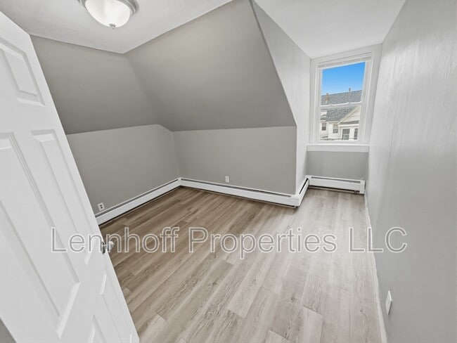 Building Photo - 417 Westford St