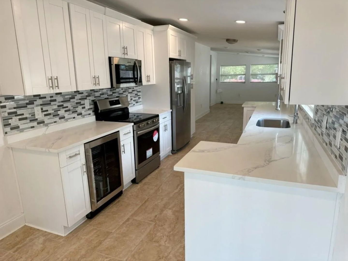 Building Photo - 6558 2nd Ave S