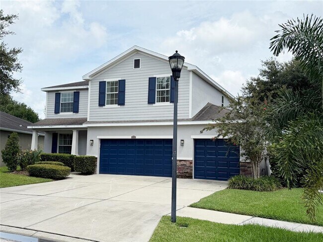 Building Photo - 12236 Fairlawn Dr