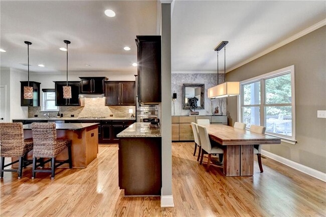 Building Photo - 11034 Estates Cir