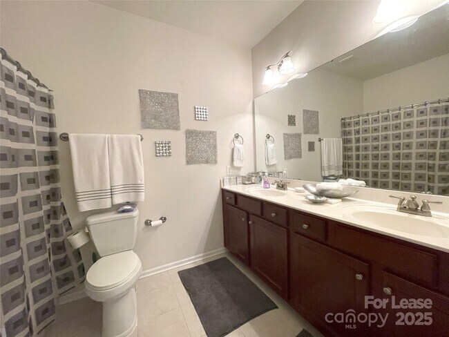 Building Photo - 8449 Loxton Cir