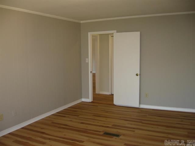 Building Photo - 230 Riverview Dr