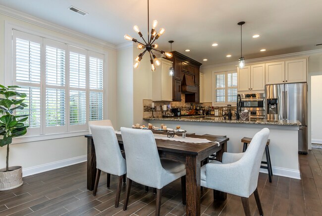 Building Photo - Beautiful Beaumont townhome – $3,000/Month
