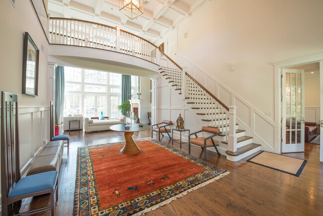 Building Photo - 206 Bull Path