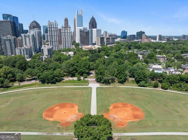 Building Photo - 275 13th St NE