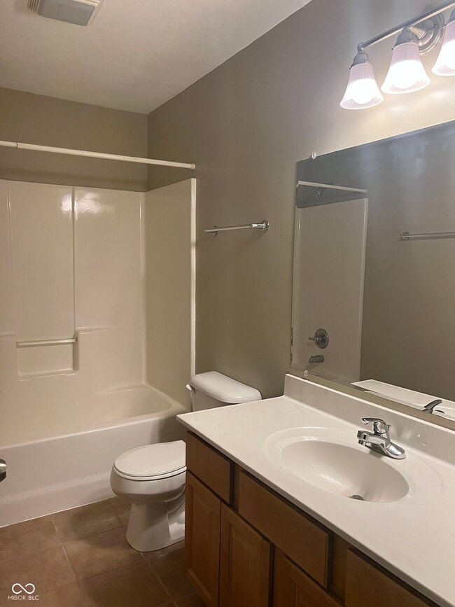 Building Photo - 13021 N Jenna Ct