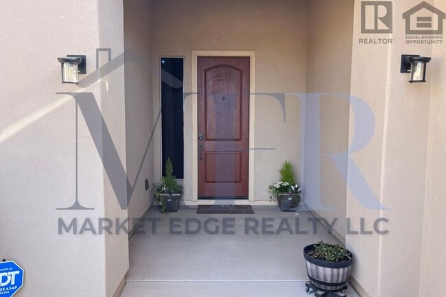 Building Photo - 4Bed/3Bath FURNISHED House at Rio Verde/14...