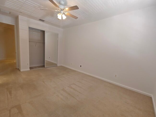Building Photo - 9462 SW Purple Martin Way