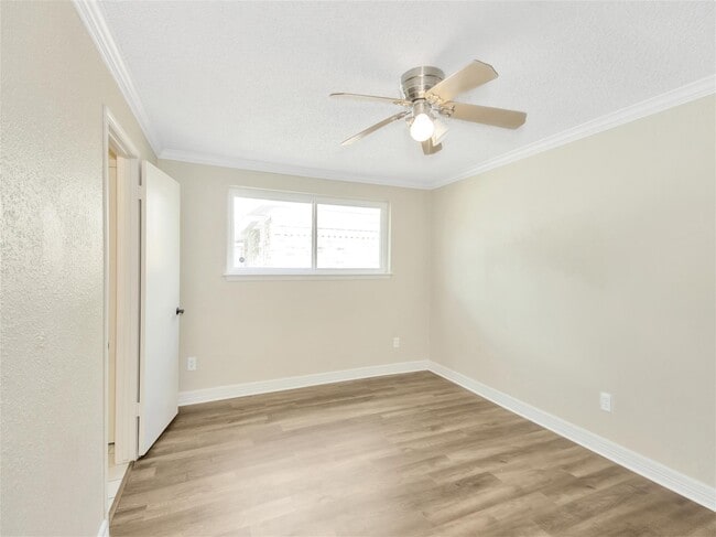 Building Photo - 2311 Lemonwood Ln