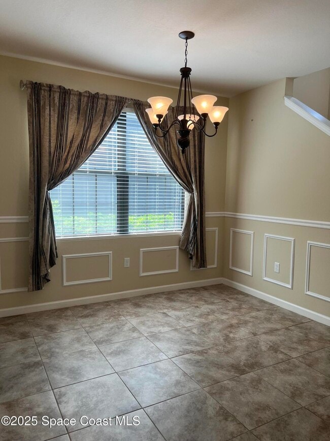 Building Photo - 146 Clemente Dr