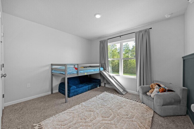 Building Photo - 6537 Torrey Pnes Trce