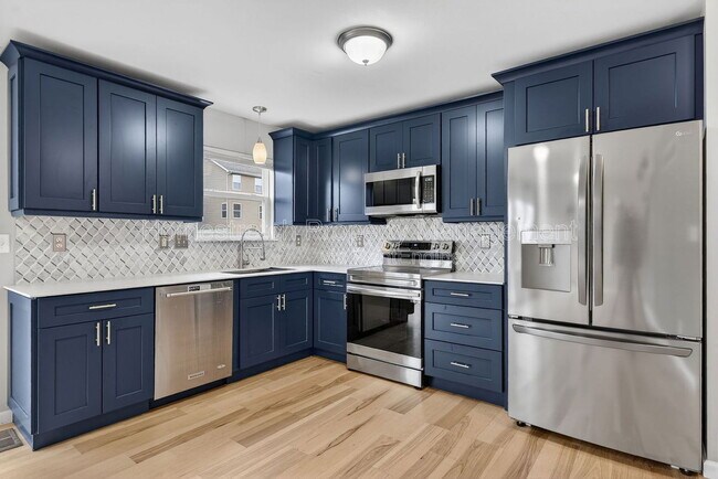 Building Photo - 425 Spring Trce