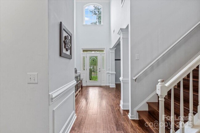 Building Photo - 9920 Eden Hall Ct