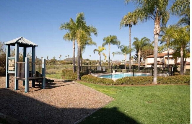 Building Photo - Upstairs 2 Bedroom 2 Bath Condo Available in El Cajon, Rancho Area