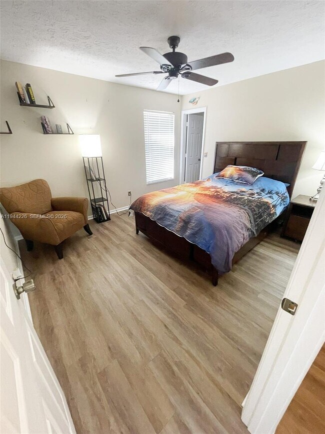 Building Photo - 357 NE Gulfstream Ave