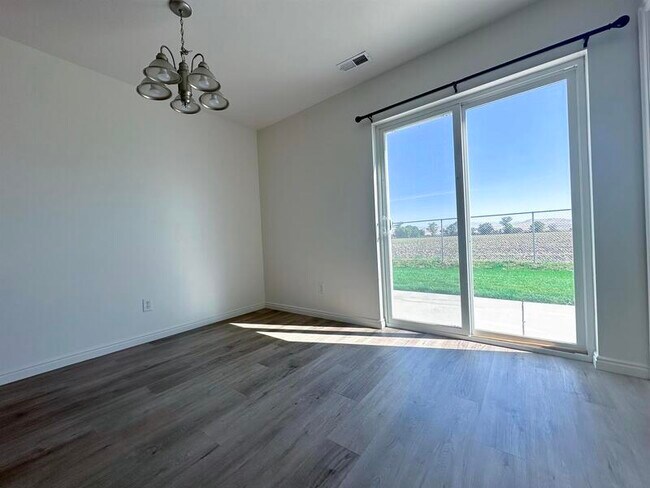 Building Photo - 15090 N 5400 W