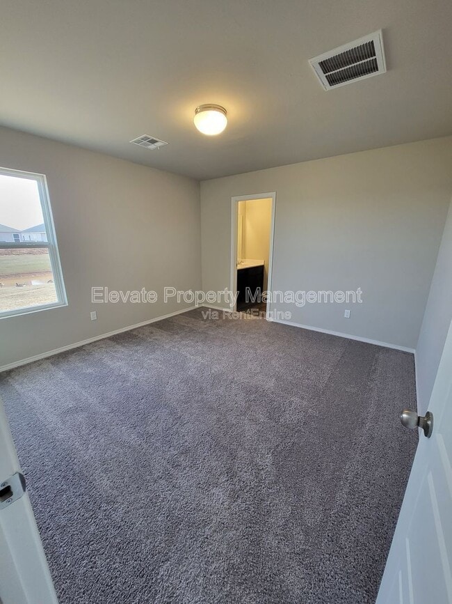 Building Photo - 1920 Mason Ln