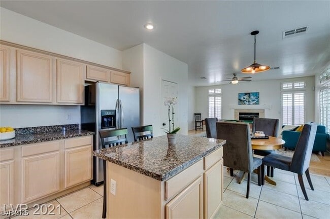 Building Photo - 1827 Cavendish Way