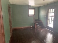 Building Photo - 1259 E Pershing St