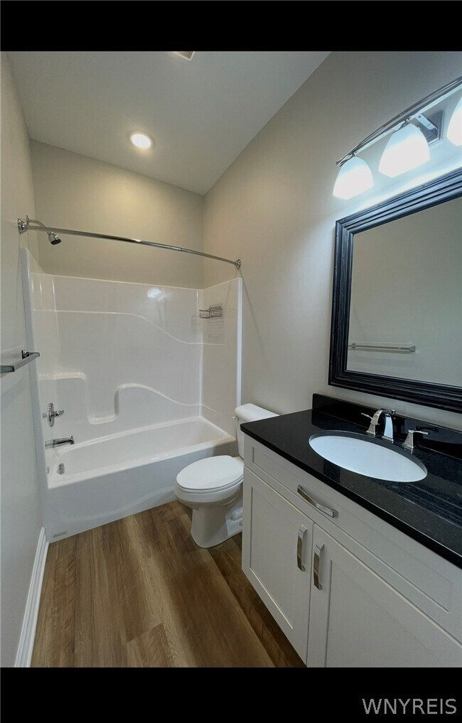 Building Photo - 5281-5287 Chestnut Ridge Rd