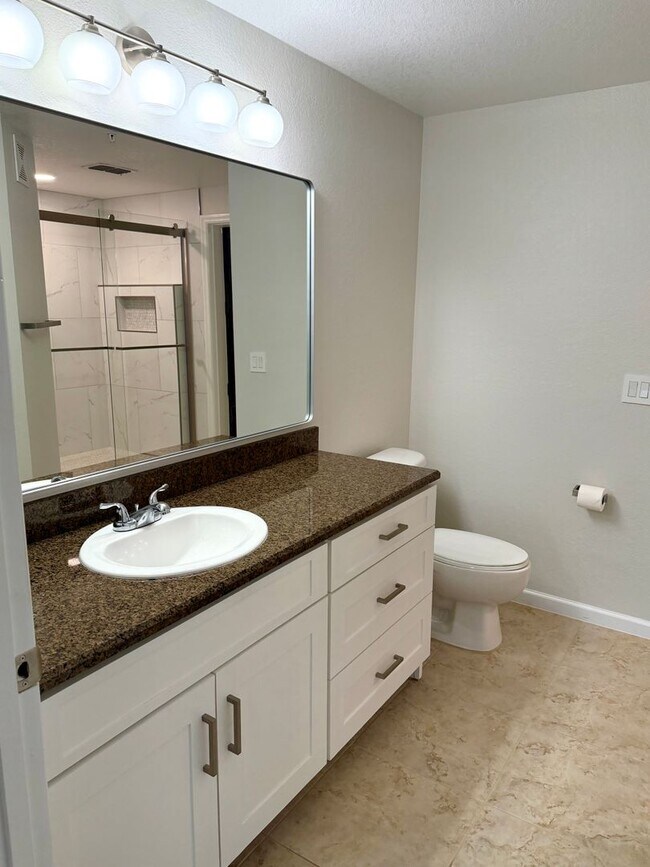 Building Photo - 12965 Positano Cir
