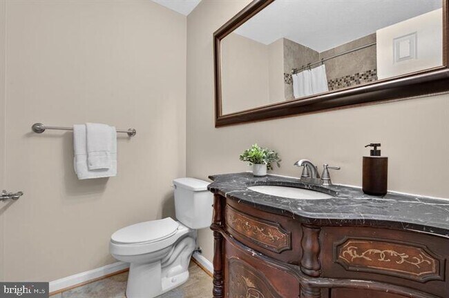 Building Photo - 3609 Buckeye Ct