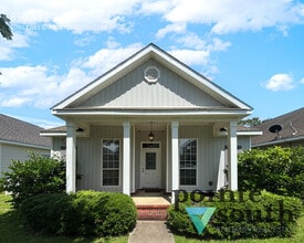 Building Photo - 29956 St Simon St