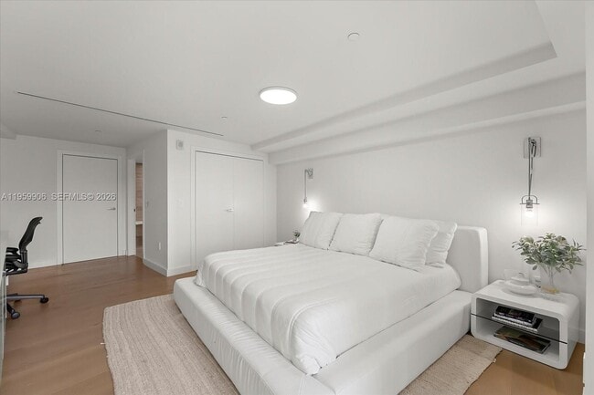 Building Photo - 4701 Meridian Ave